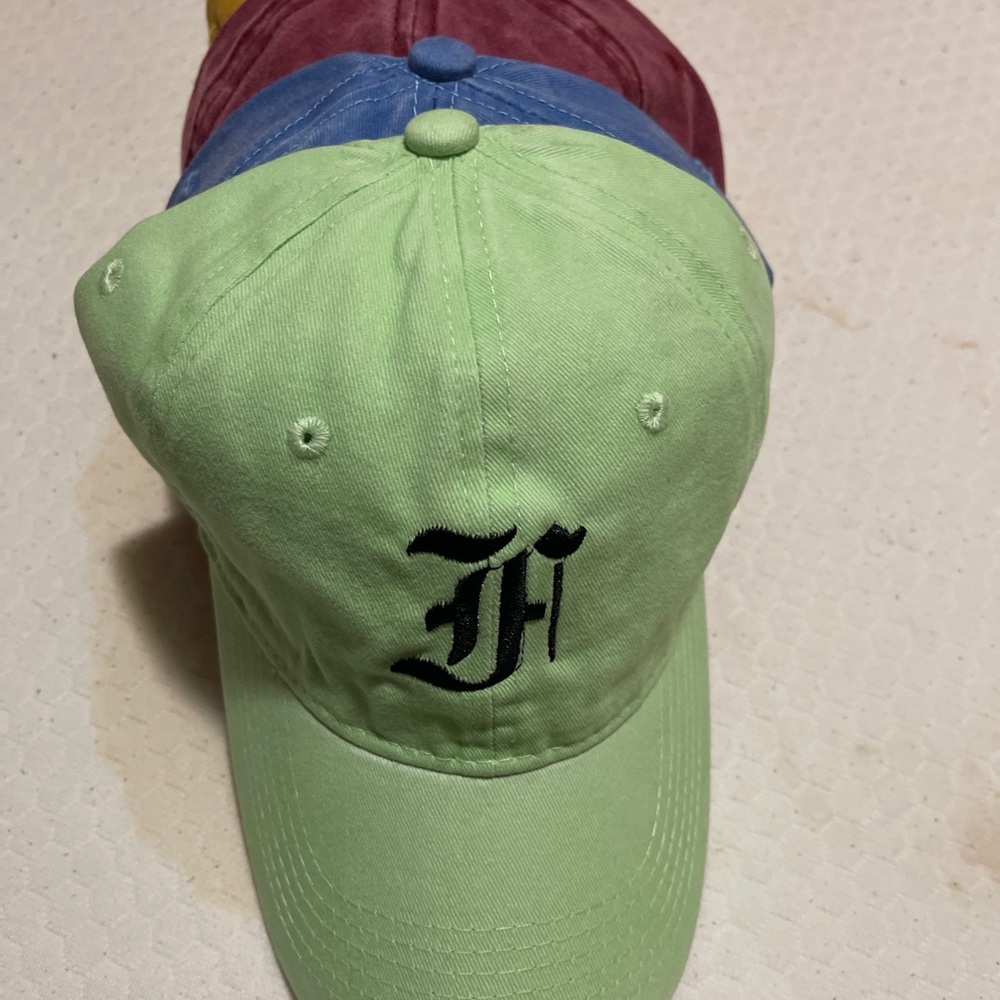 Baseball caps - Picture 3 of 4